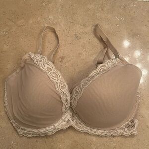 Natori 34DD Bra Beige Feathers Plunge Underwire Back Closure